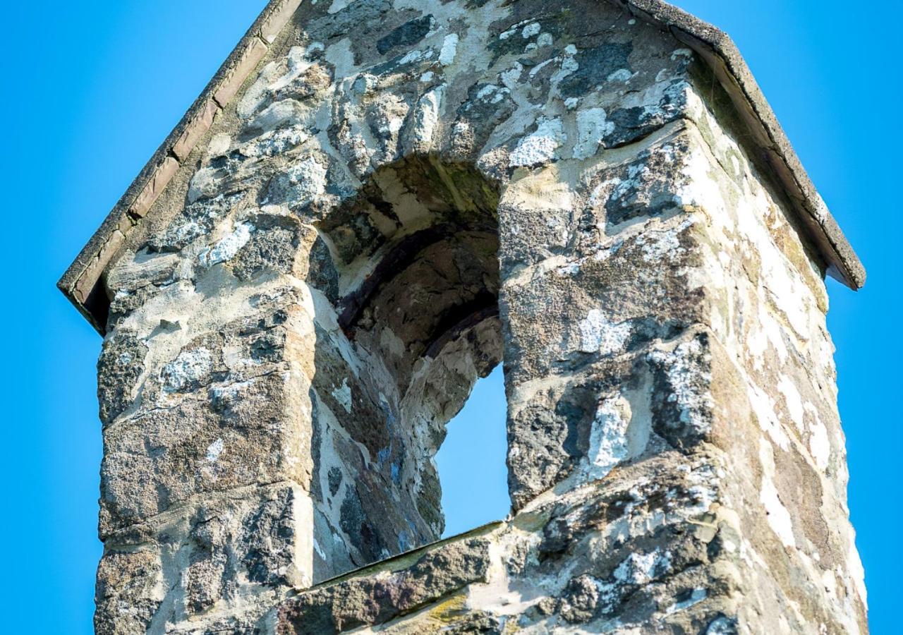St Aelrhiws Church מראה חיצוני תמונה